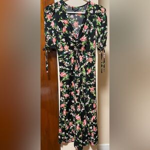 TopShop Black Floral Ruched Dress Size 0